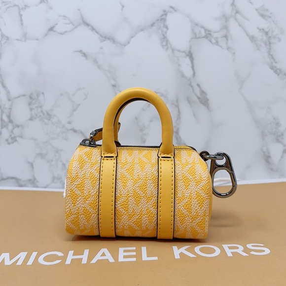 Michael Kors Micro Duffle Keyfob - Picture 4 of 8